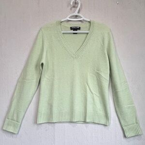 Green 100% Cashmere V-Neck Sweater Sz L So Soft Kirklands Citrine Lime